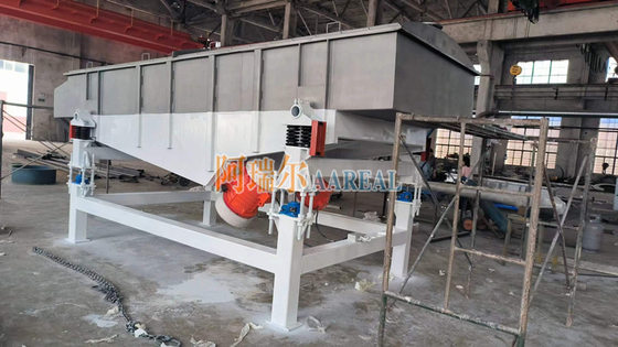 1800*4500mm 3 Decks สแตนเลส Linear Vibrating Screen สําหรับสมุนไพร