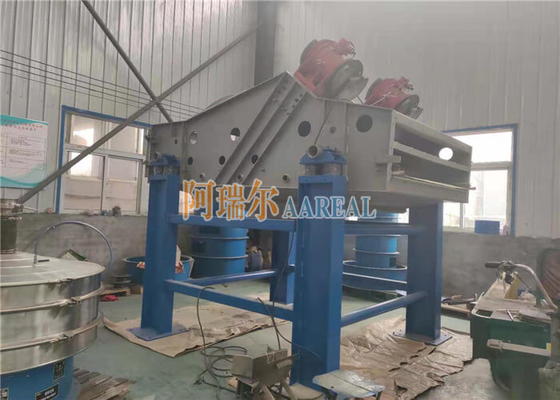 1500 * 3000 มิลลิเมตร สี่เหลี่ยม Linear Vibrating Screen สําหรับน้ําตาลเหล็กไร้ขัดเหล็ก