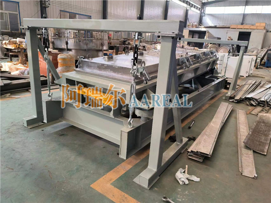 ประสิทธิภาพสูง ผลิตขนาดใหญ่ 3-Deck 1500 * 3600 มิลลิเมตร น้ํามันโคลค Gyratory Screen Sifter สําหรับการกรอง 0.1 มิลลิเมตร ขาว